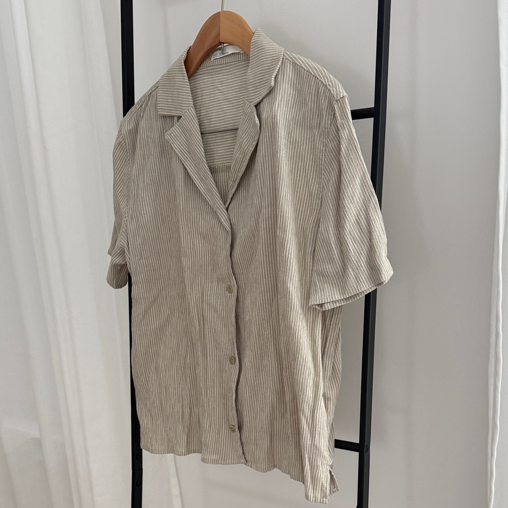 Oak + Fort Lightweight Striped Button-Up Shirt - Beige